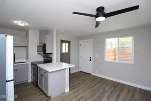 802 S 11th Ave, Phoenix, AZ 85007 - Photo 5