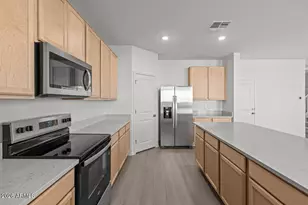 33706 N Hosta Dr, San Tan Valley, AZ 85140 - Photo 7