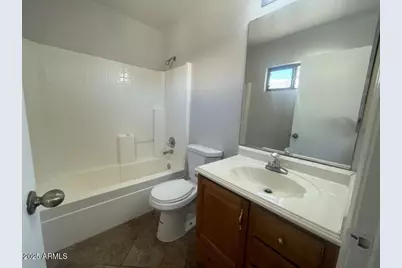 15752 W Lundberg Street, Surprise, AZ 85374 - Photo 9