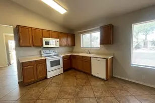 15752 W Lundberg St, Surprise, AZ 85374 - Photo 3