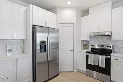 7959 N 53rd Avenue #147, Glendale, AZ 85301 - Photo 9