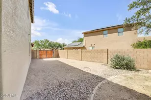 22087 N Lakeside Dr, Maricopa, AZ 85138 - Photo 27