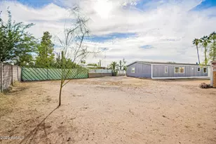 452 E Annette Dr, Phoenix, AZ 85022 - Photo 25