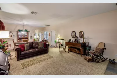 6358 S Legend Court, Gilbert, AZ 85298 - Photo 7