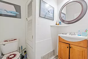 7849 S 7th Ave, Phoenix, AZ 85041 - Photo 15