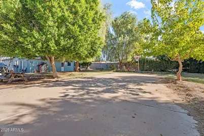 7849 S 7th Avenue, Phoenix, AZ 85041 - Photo 27