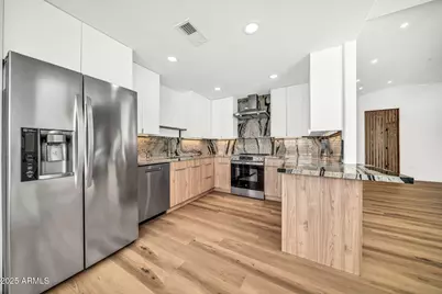 15380 N 100th Street #2126, Scottsdale, AZ 85260 - Photo 11