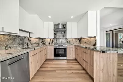 15380 N 100th Street #2126, Scottsdale, AZ 85260 - Photo 11