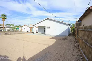 122 S 5th St, Avondale, AZ 85323 - Photo 23