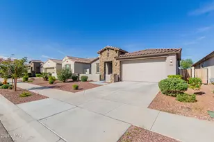 17454 W Larkspur Dr, Surprise, AZ 85388 - Photo 3