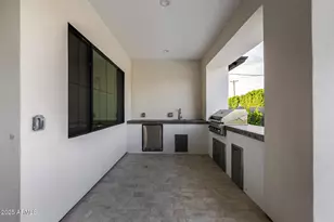 4228 E Avalon Dr, Phoenix, AZ 85018 - Photo 85