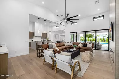 4228 E Avalon Drive, Phoenix, AZ 85018 - Photo 15