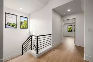 5739 E Calle Del Paisano, Phoenix, AZ 85018 - Photo 33