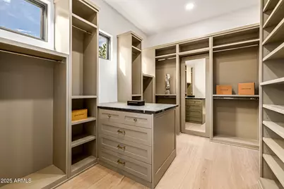 5739 E Calle Del Paisano --, Phoenix, AZ 85018 - Photo 27