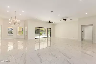 9357 W Canyon Verde Drive, Casa Grande, AZ 85194 - Photo 11