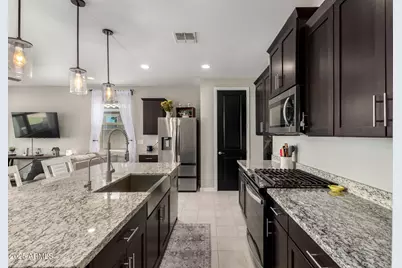 17454 W Red Fox Road, Surprise, AZ 85387 - Photo 5