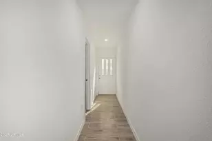 7533 W Sheila Ln, Phoenix, AZ 85033 - Photo 7