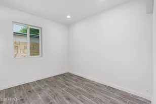 7533 W Sheila Ln, Phoenix, AZ 85033 - Photo 5