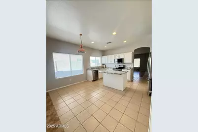 12524 W Adams Street, Avondale, AZ 85323 - Photo 11