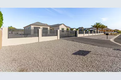 7090 W Celestine Drive, Peoria, AZ 85383 - Photo 7