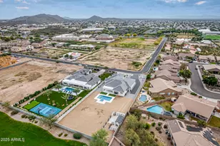 7090 W Celestine Dr, Peoria, AZ 85383 - Photo 65