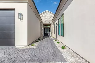 7090 W Celestine Dr, Peoria, AZ 85383 - Photo 9