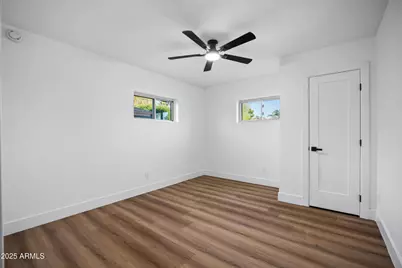 11442 N Bancroft Drive, Phoenix, AZ 85028 - Photo 19