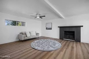 11442 N Bancroft Dr, Phoenix, AZ 85028 - Photo 15