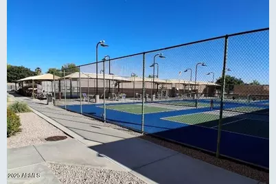 13721 N 98th Avenue #C, Sun City, AZ 85351 - Photo 33