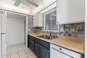 13721 N 98th Ave, Sun City, AZ 85351 - Photo 9