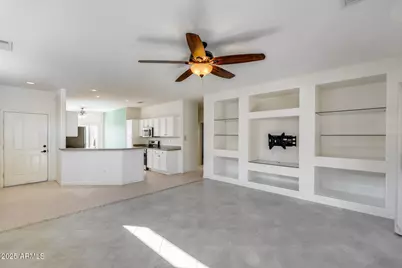 16178 W Montoya Drive, Surprise, AZ 85374 - Photo 9