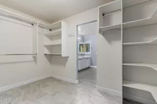 1822 E Patrick Ln, Phoenix, AZ 85024 - Photo 23