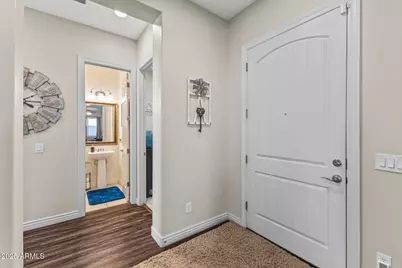 18495 W Paradise Lane, Surprise, AZ 85388 - Photo 7