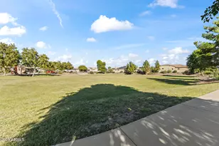 18495 W Paradise Ln, Surprise, AZ 85388 - Photo 35