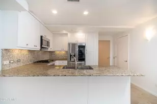 7157 E Rancho Vista Dr, Scottsdale, AZ 85251 - Photo 7