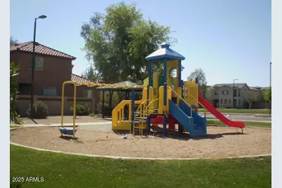 1505 E Chipman Road, Phoenix, AZ 85040 - Photo 15