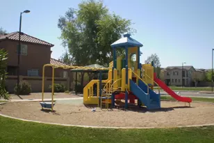 1505 E Chipman Rd, Phoenix, AZ 85040 - Photo 15