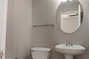 1505 E Chipman Rd, Phoenix, AZ 85040 - Photo 11