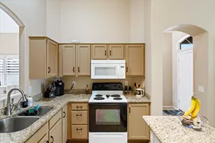 12617 W Clarendon Ave, Avondale, AZ 85392 - Photo 11