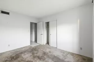 402 E Monte Cristo Ave, Phoenix, AZ 85022 - Photo 23