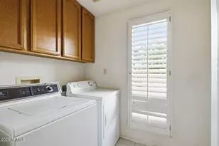 402 E Monte Cristo Ave, Phoenix, AZ 85022 - Photo 15