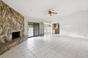 402 E Monte Cristo Ave, Phoenix, AZ 85022 - Photo 17