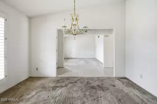 402 E Monte Cristo Ave, Phoenix, AZ 85022 - Photo 7