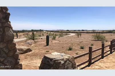 14313 W Sand Hills Road, Surprise, AZ 85387 - Photo 17