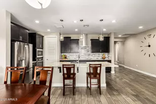 549 E Balao Dr, Phoenix, AZ 85085 - Photo 13