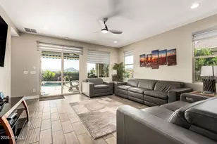 549 E Balao Dr, Phoenix, AZ 85085 - Photo 7