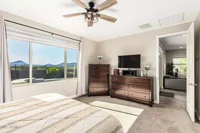 549 E Balao Drive, Phoenix, AZ 85085 - Photo 17