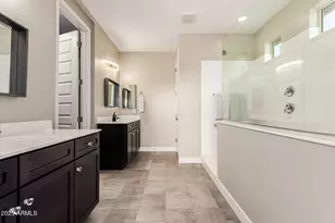 549 E Balao Dr, Phoenix, AZ 85085 - Photo 19