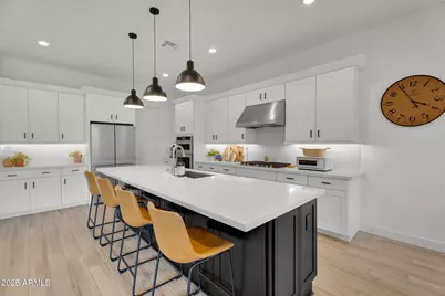 17176 W Mountainair Street, Surprise, AZ 85388 - Photo 9