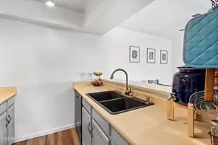 1430 W La Jolla Dr, Tempe, AZ 85282 - Photo 15